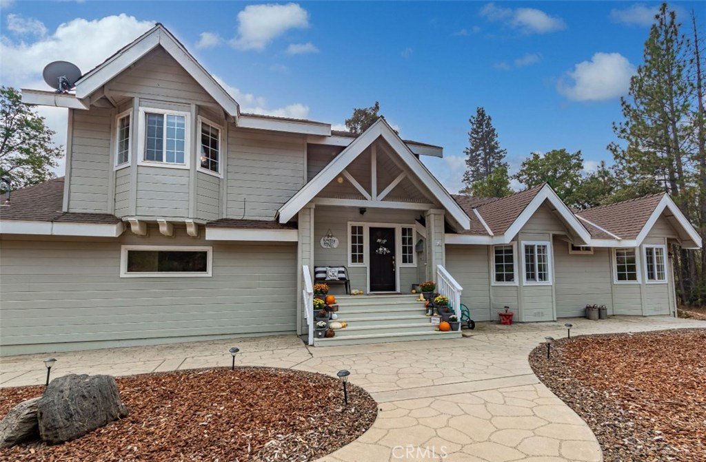 46522 VISTA DEL RIO DRIVE, OAKHURST, CA 93644