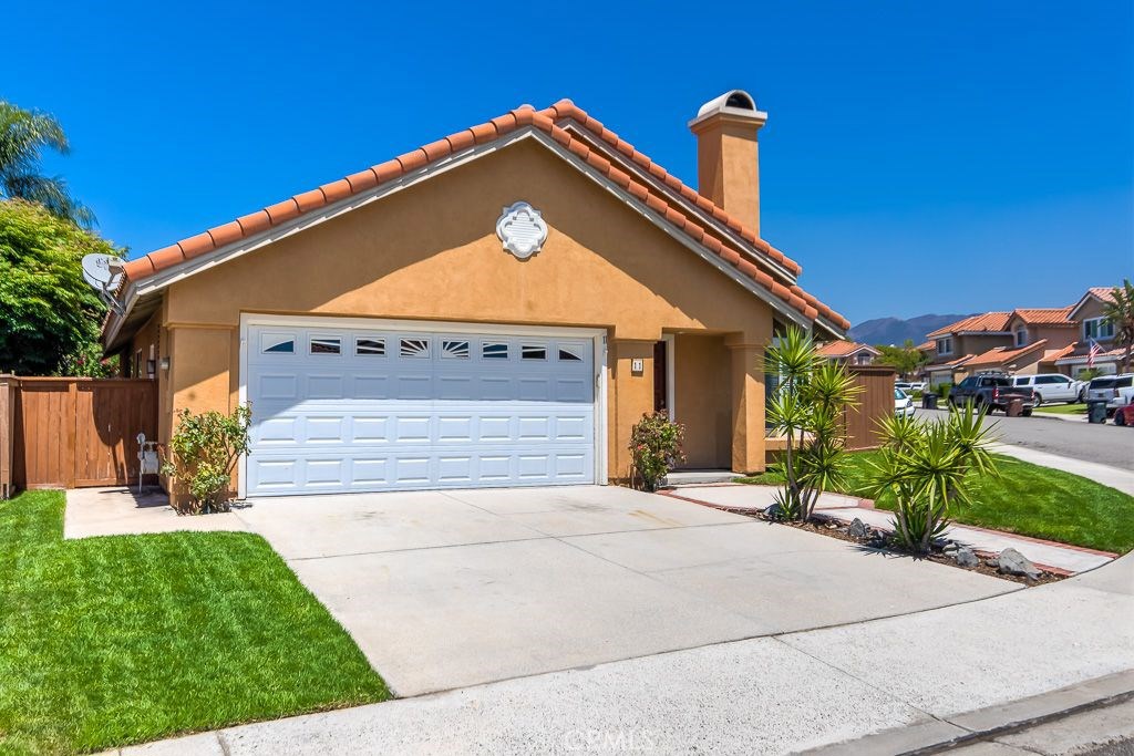 11 DANTA, RANCHO SANTA MARGARITA, CA 92688 Martin