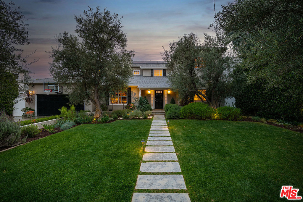 featured listing